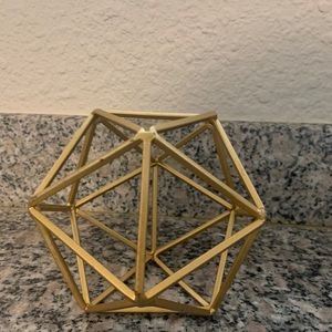 Gold accent sculpture
